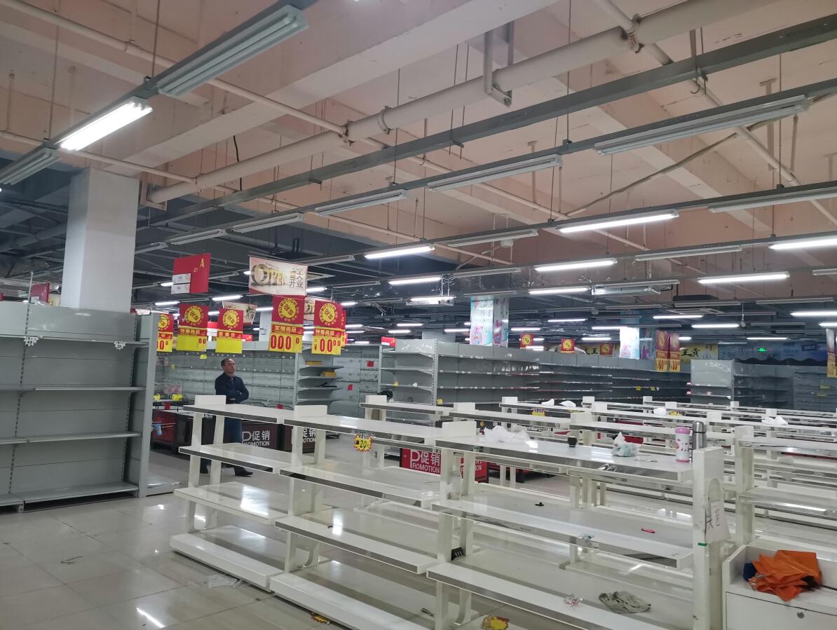 ��(du��)**���µ�**�����b��b�޼���Ʒ�M(j��n)���Ј�(ch��ng)�r(ji��)���u(p��ng)��